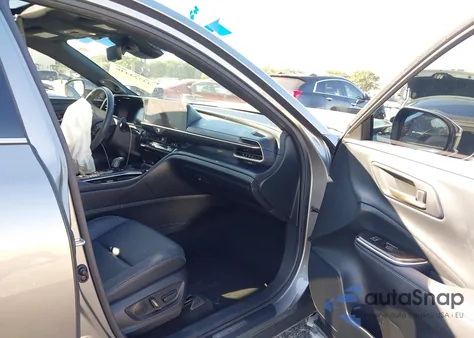 2024 Toyota Crown Limited z USA, uszkodzony, nr VIN JTDAAAAF5R3024414